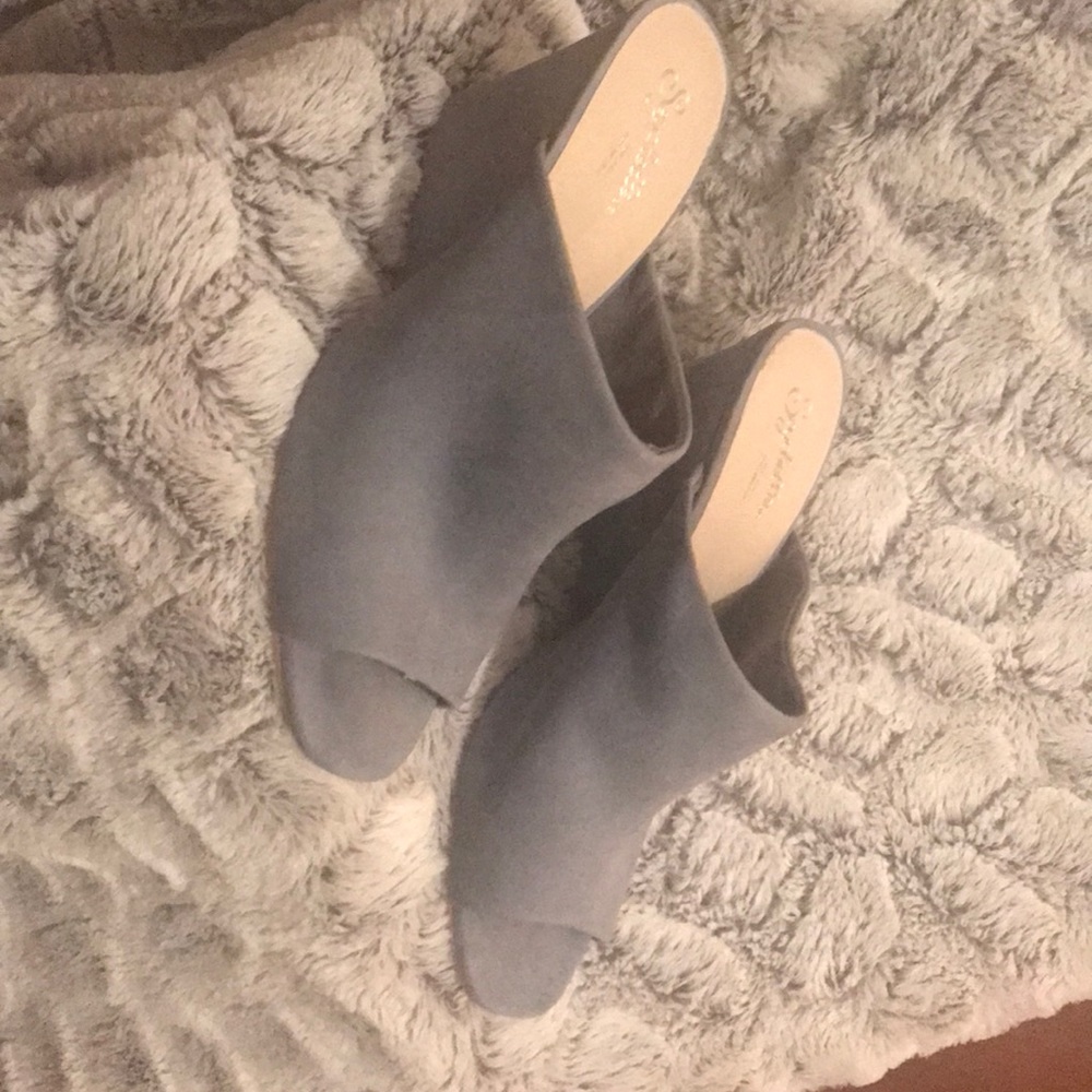 Seychelles affirmation wedge mules size 8.5.